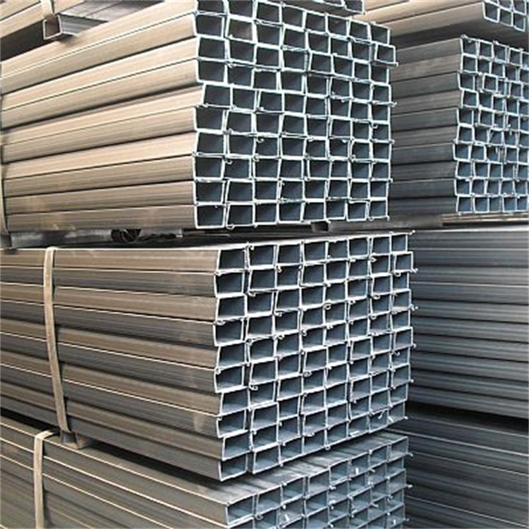 Q235镀锌带钢方矩管
